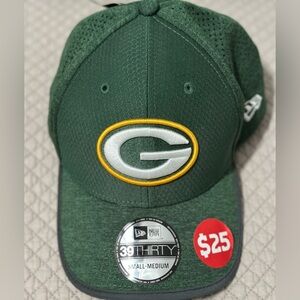 NFL Green Bay Packers stretch hat. NWT